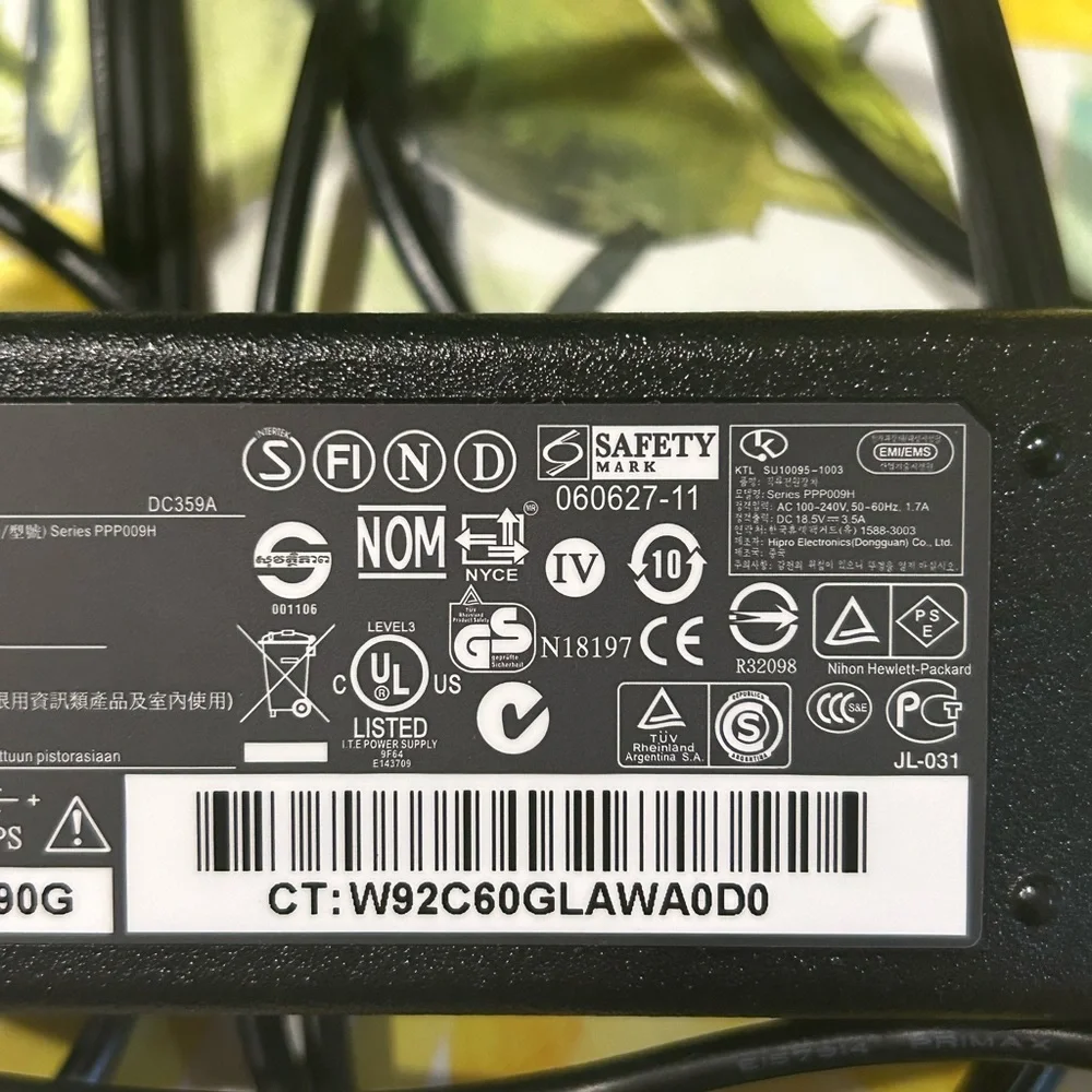 🔌 HP (used) Laptop Charger - See Photos for specs.